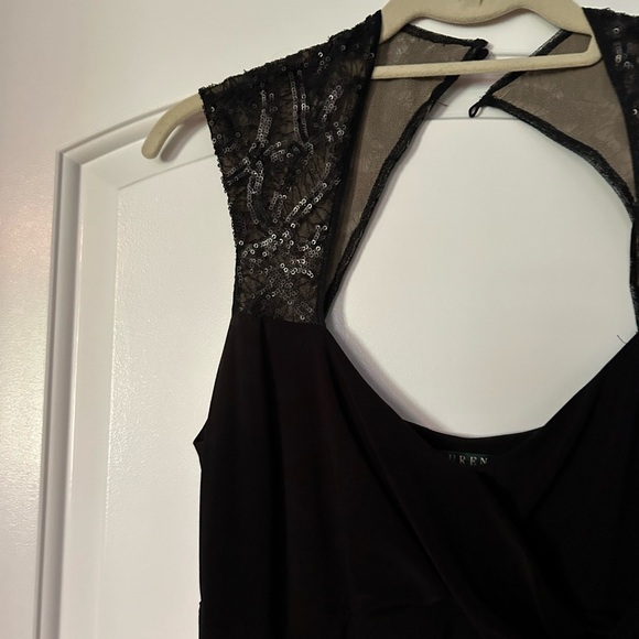 Evening Gown by Ralph Lauren Evening. - Picture 4 of 5